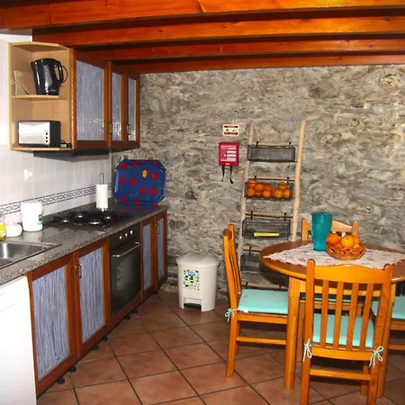 Casa Do Valo * Amonde