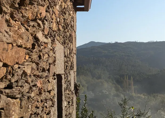 Casa Do Valo * Amonde